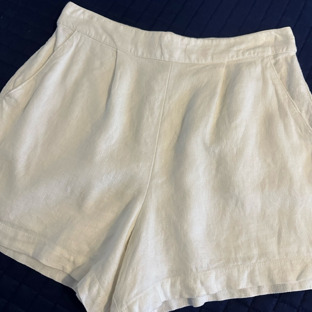 Abercrombie & Fitch linen shorts